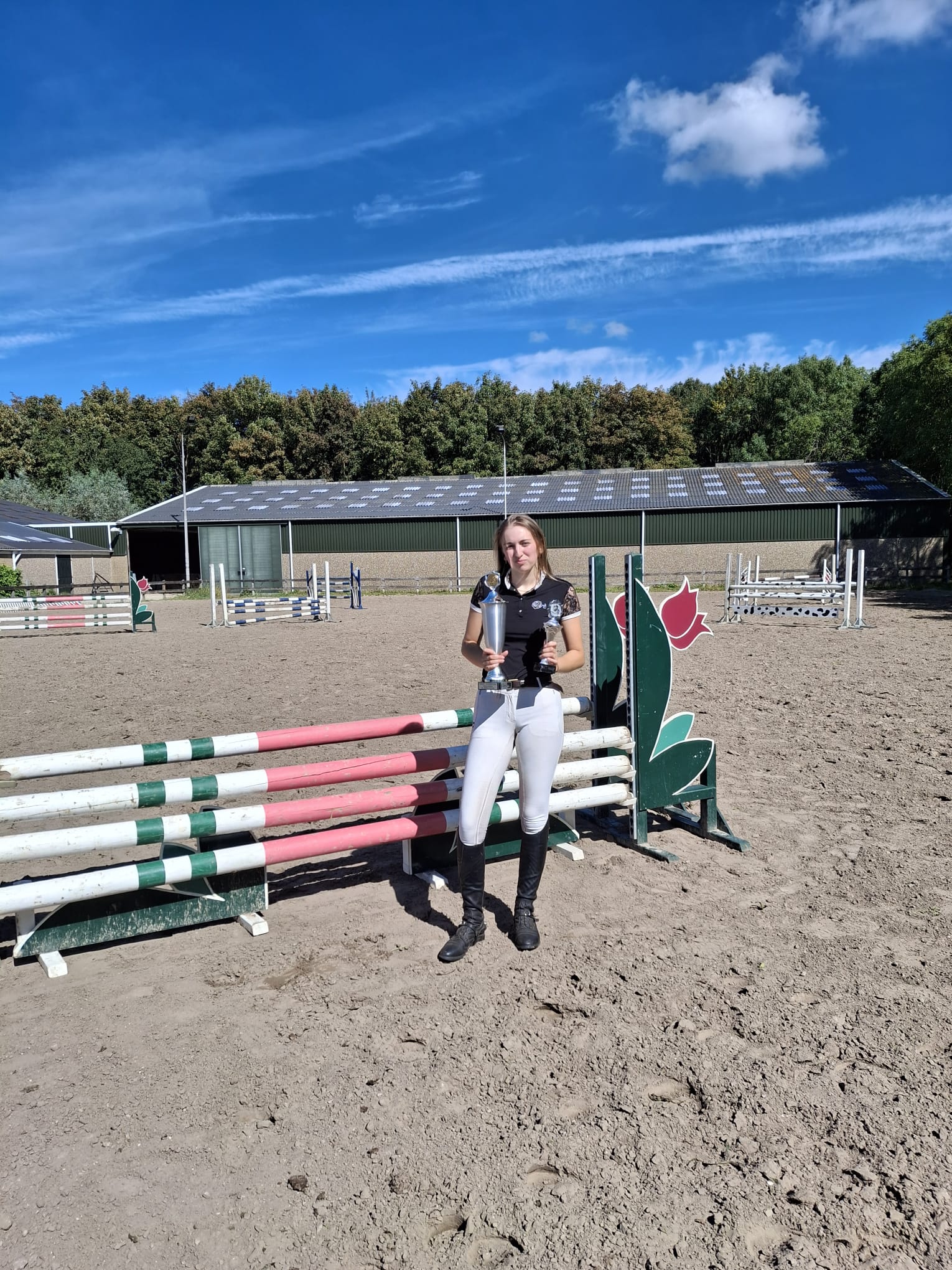 Marije Wiersma GF bokaal.jpg (586 KB)